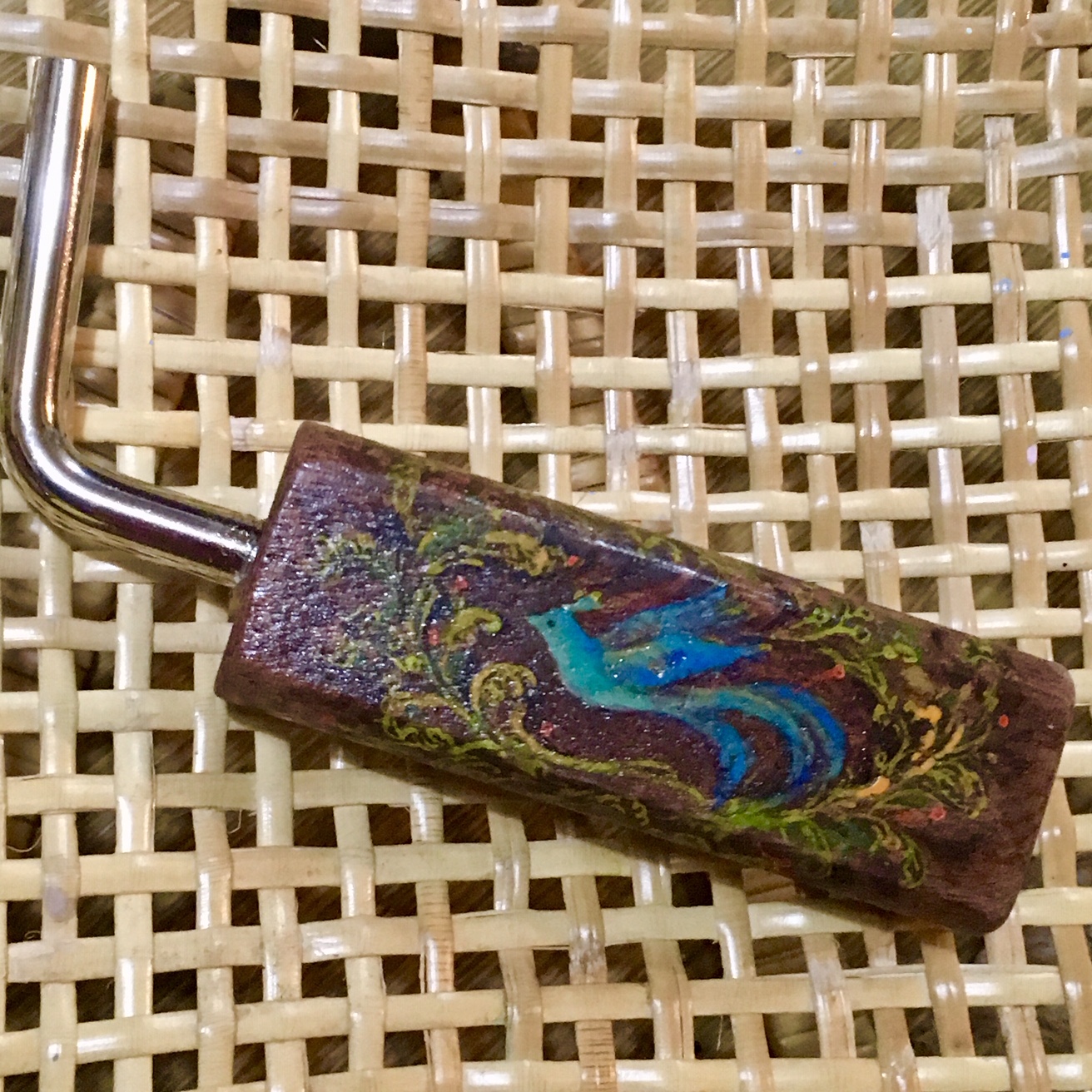 青い鳥が描かれたハープキー