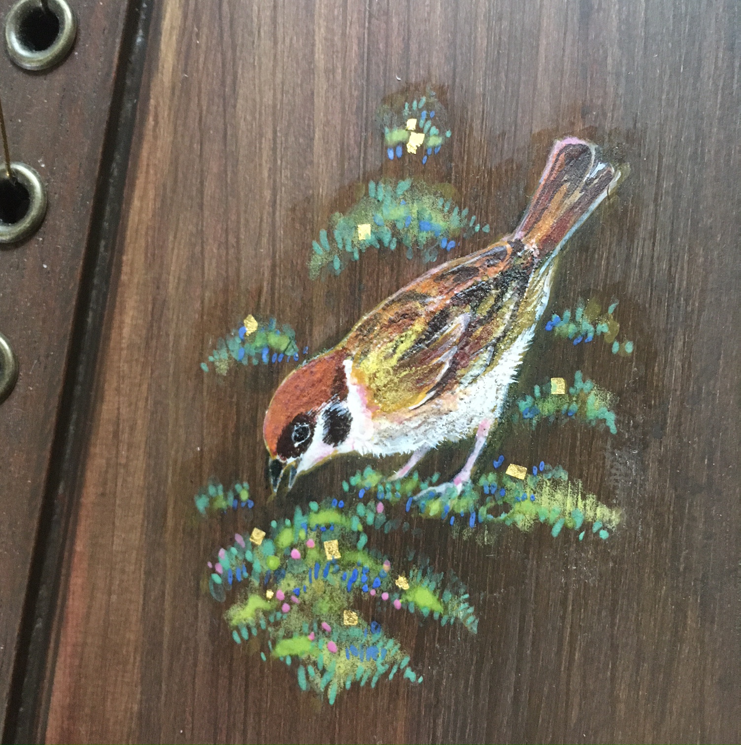 雀が描かれたハープ