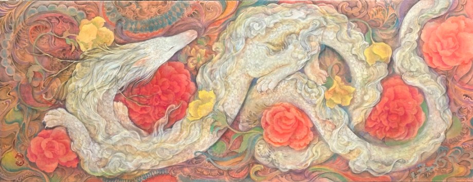 時つ風　花と白龍を描いた横長の日本画　幻想的で優しい雰囲気、色彩