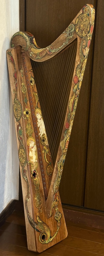 シナモンケルト装飾ハープ