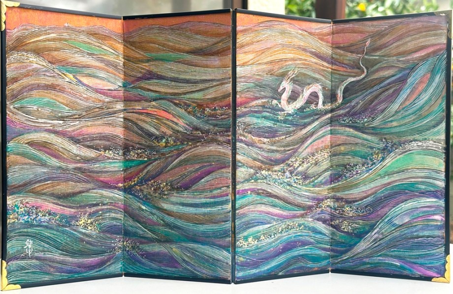 四曲一隻屏風　優しい色彩の海と小さな白龍を描いた日本画作品