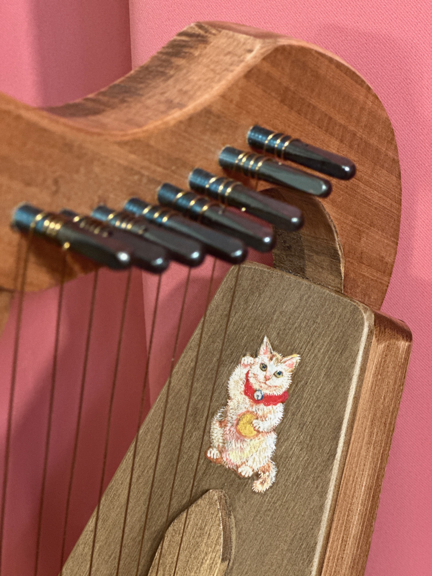 まねきねこハープ